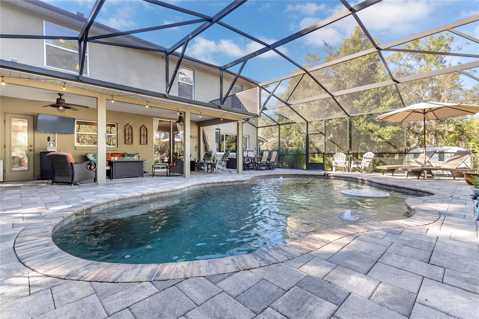 PLEASANT OAKS - Residential