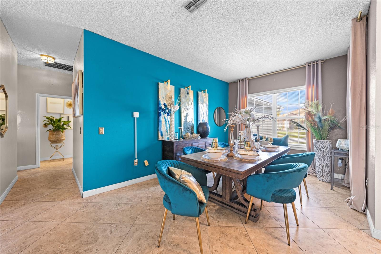 TAMARIND PARKE AT CYPRESS WOODS UNIT 1 - Residential