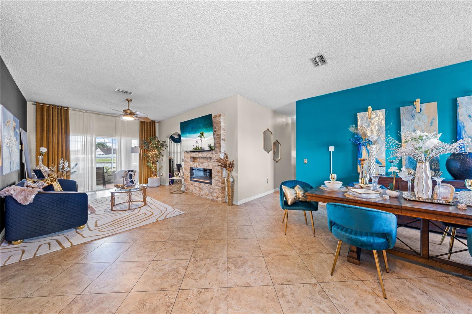 TAMARIND PARKE AT CYPRESS WOODS UNIT 1 - Residential