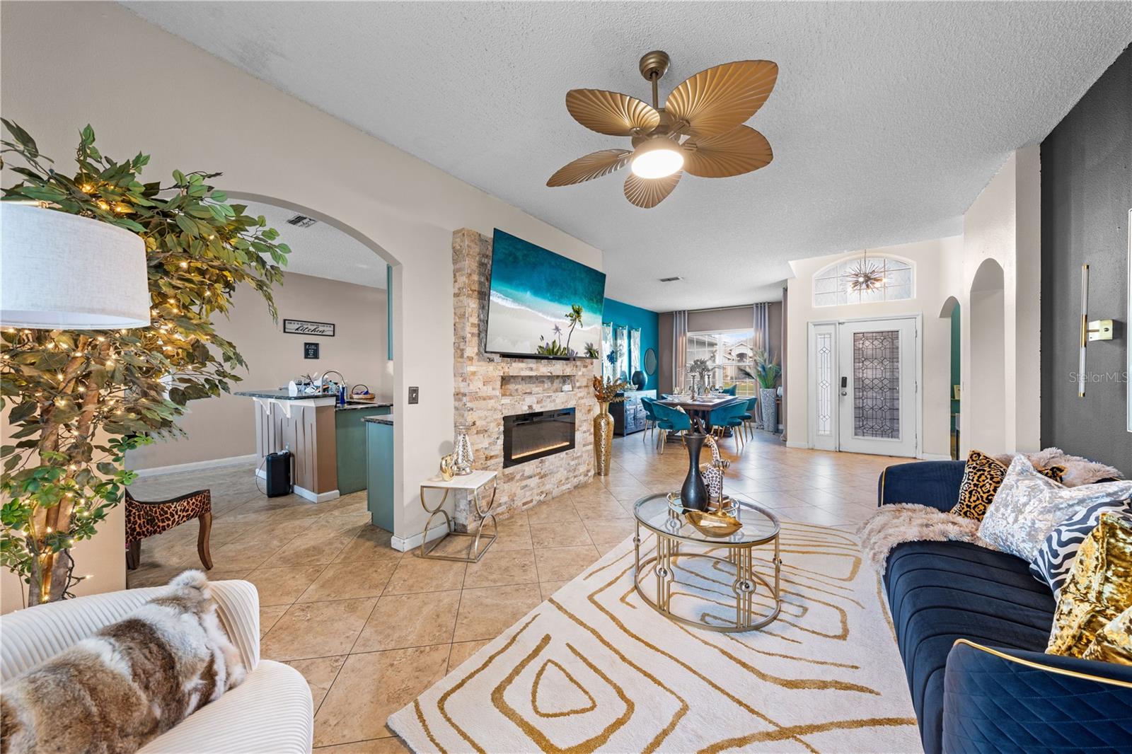 TAMARIND PARKE AT CYPRESS WOODS UNIT 1 - Residential