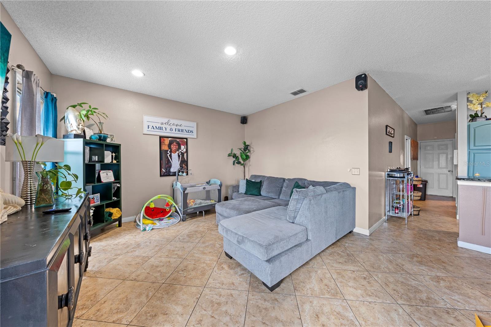 TAMARIND PARKE AT CYPRESS WOODS UNIT 1 - Residential