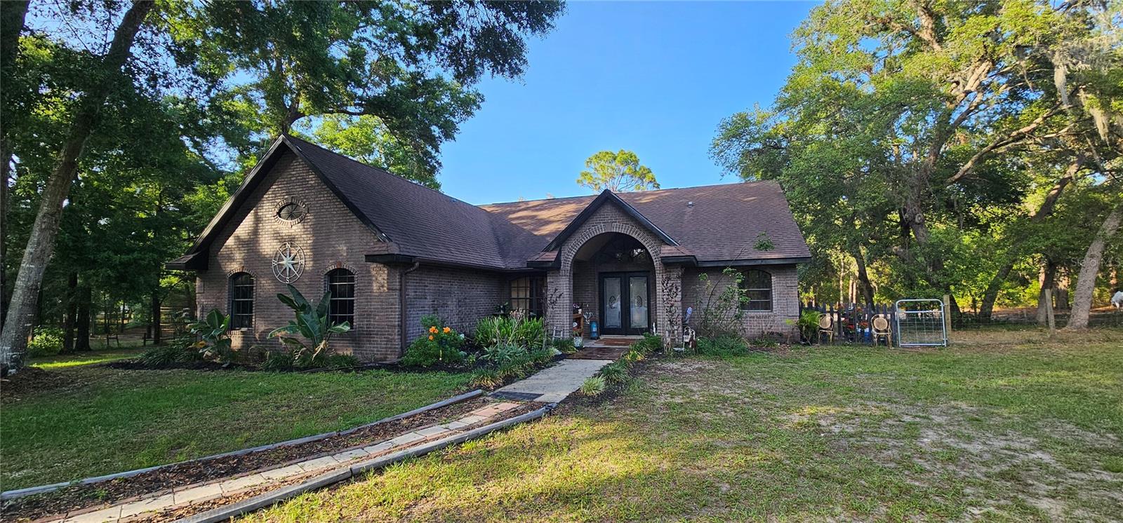 3365 E GRAPELEAF LANE
