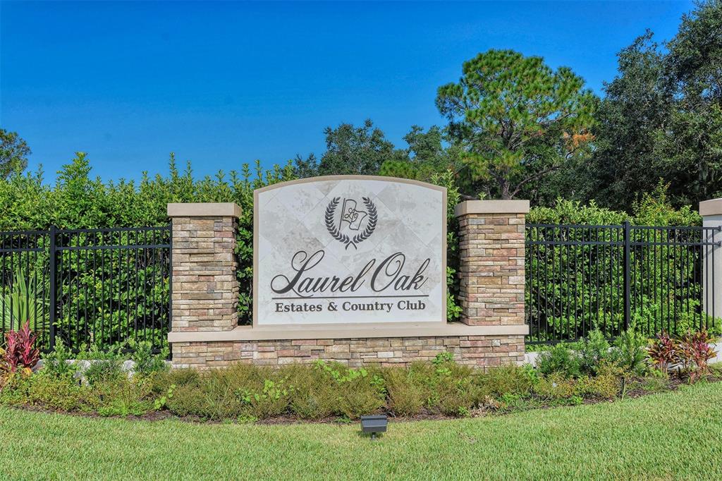 LAUREL OAK ESTATES SEC 12 - Residential