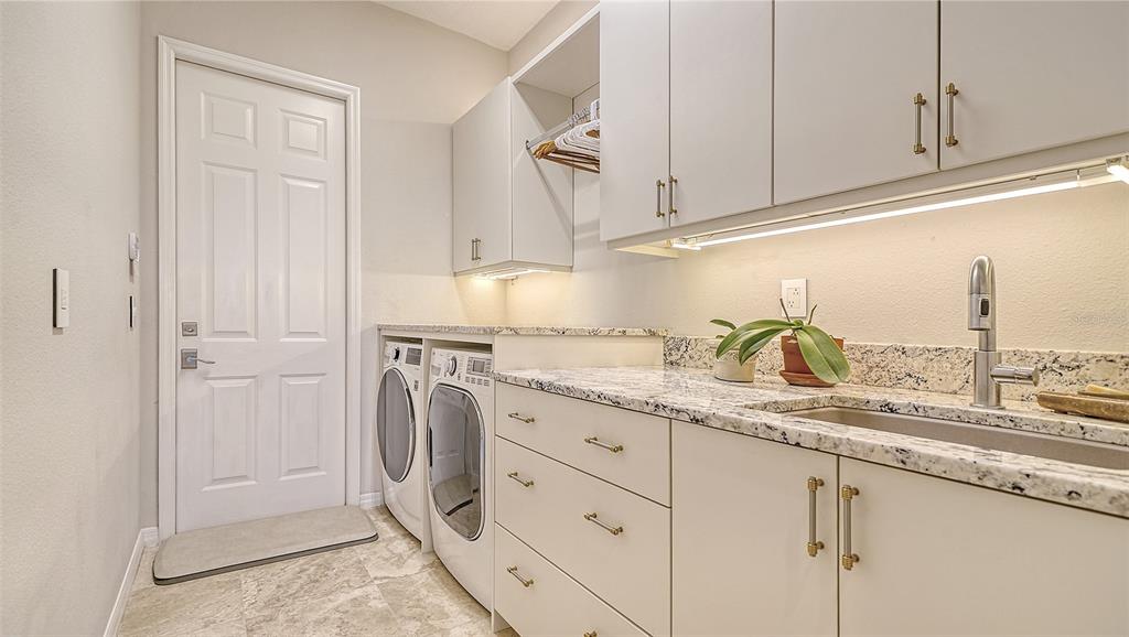 LAUREL OAK ESTATES SEC 12 - Residential