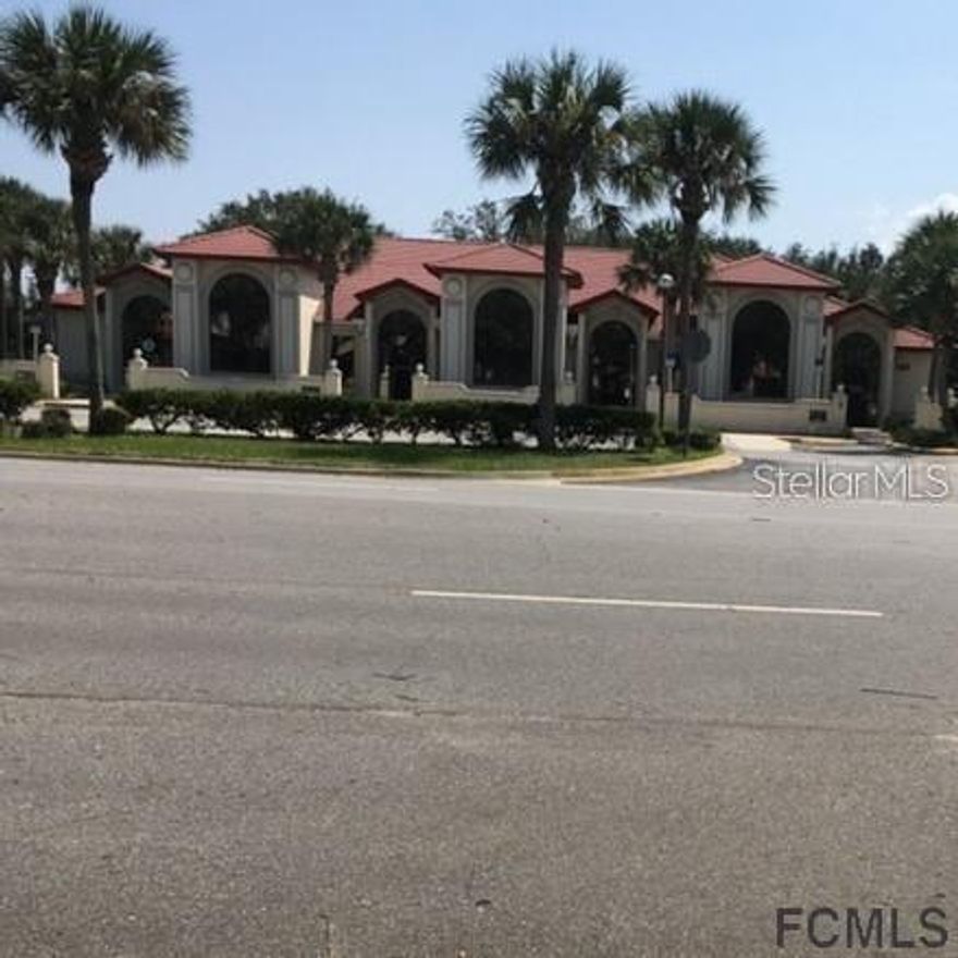 Medical/Office Space.  Total of 3200 SF available .  $20 PSF rental rate includes all CAM Fees.   Tenant resonsible for HVAC maintenance, Water, Electric and all utilities.  Located close to Flagler Hospital St. Augustine and other medical offices.