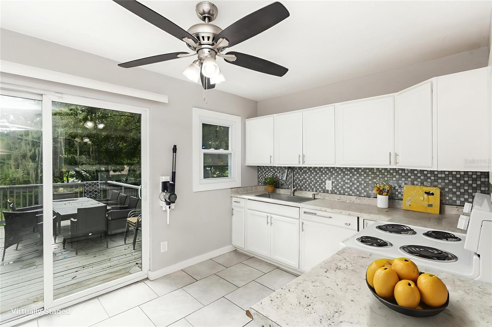 WHISPERING HILLS - Residential