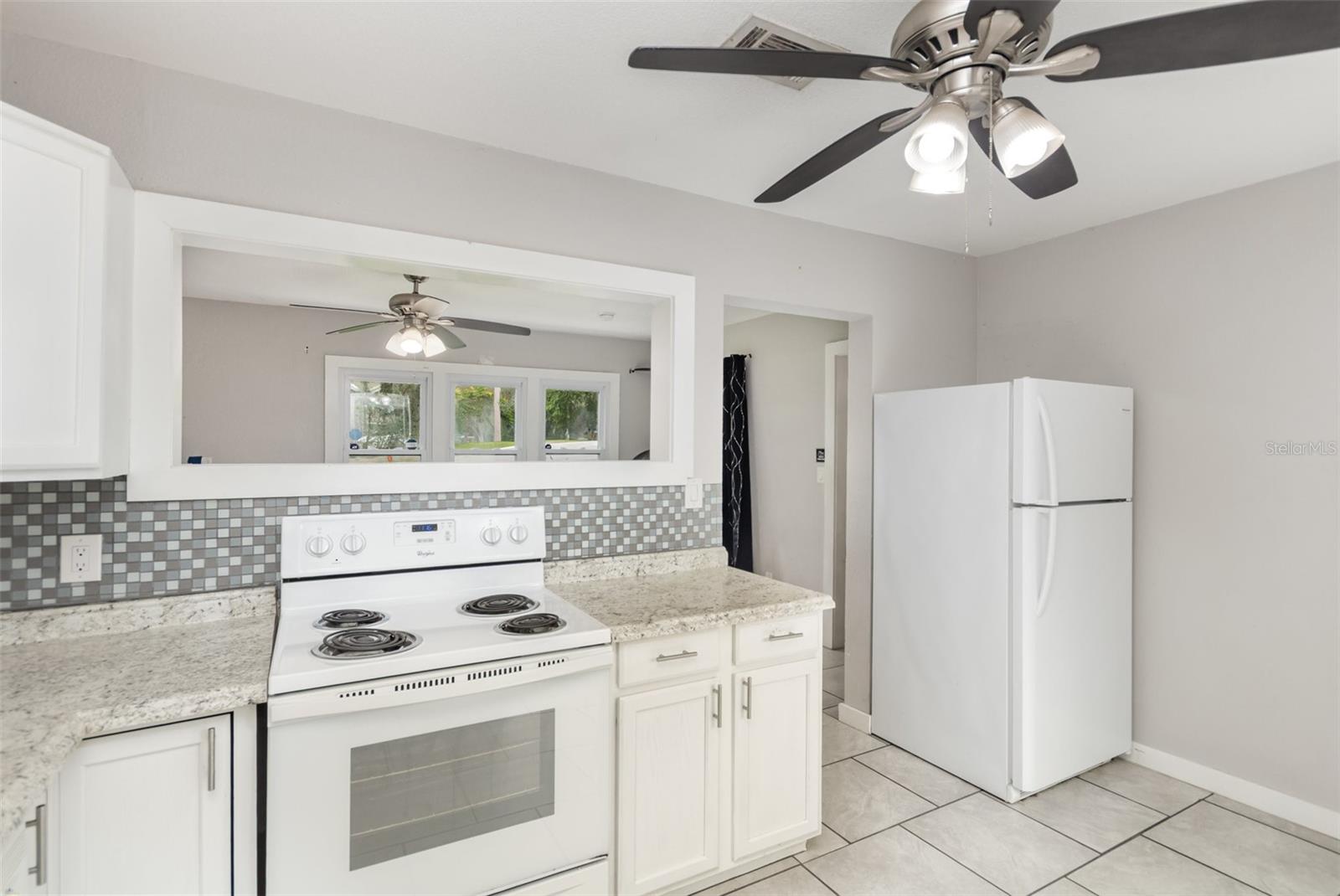 WHISPERING HILLS - Residential
