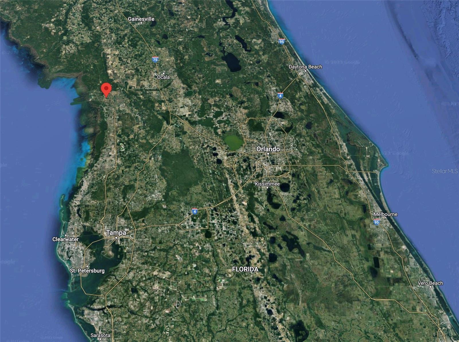 DE ROSA INC UNIT 03 - Land