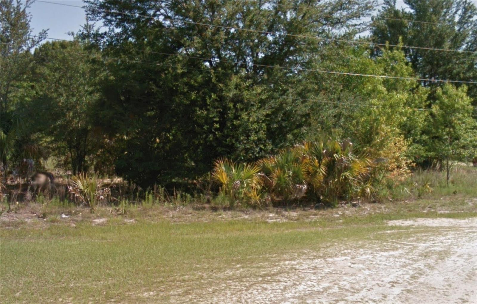 DE ROSA INC UNIT 03 - Land