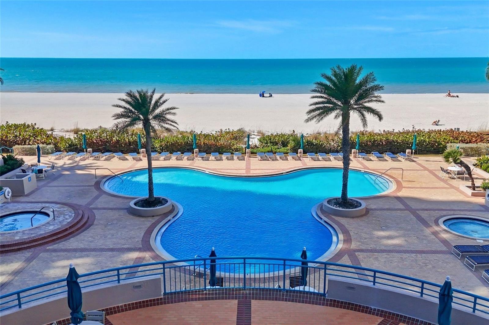 ULTIMAR ONE CONDO - Residential