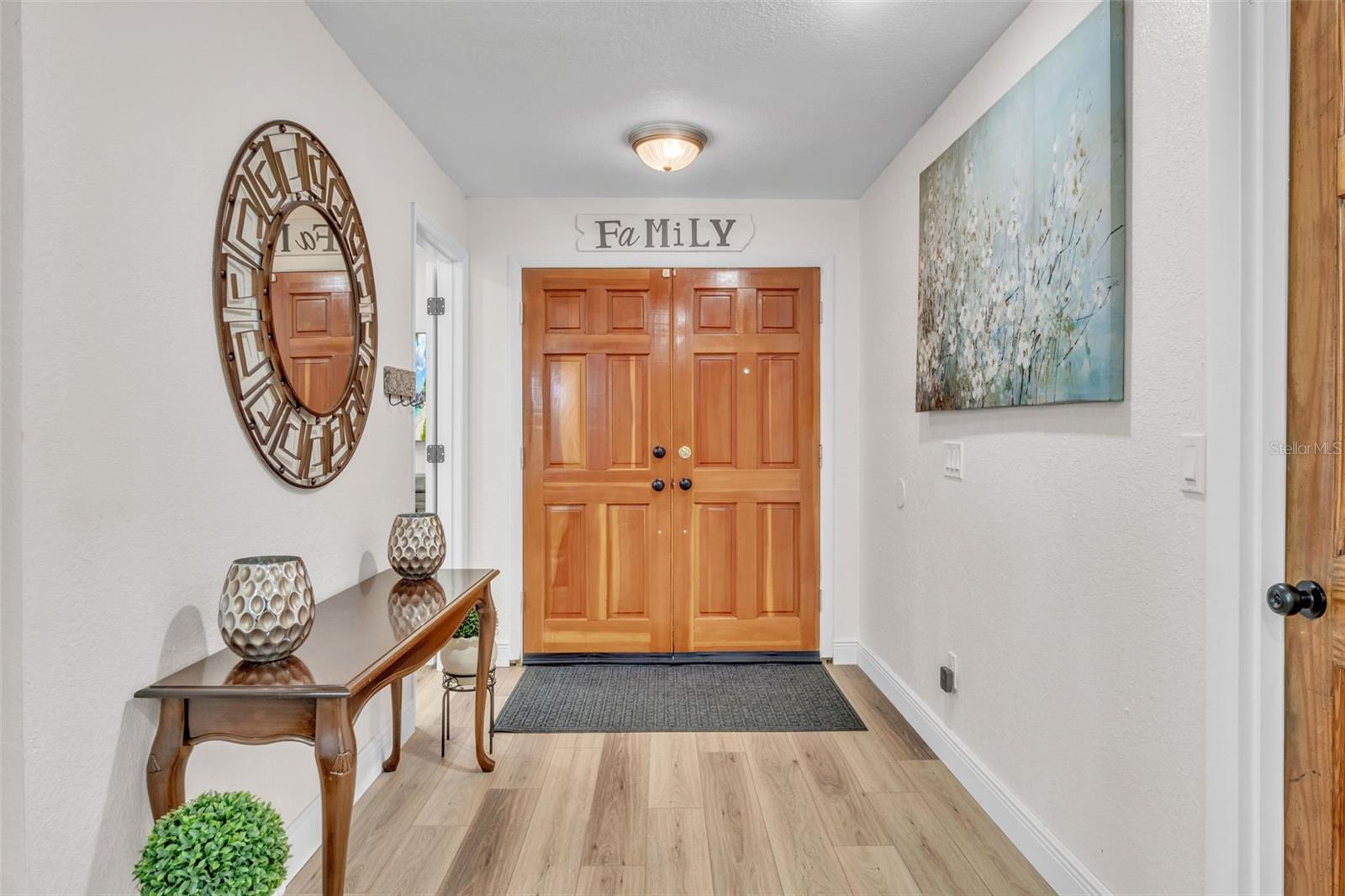 102 OLD HICKORY COURT