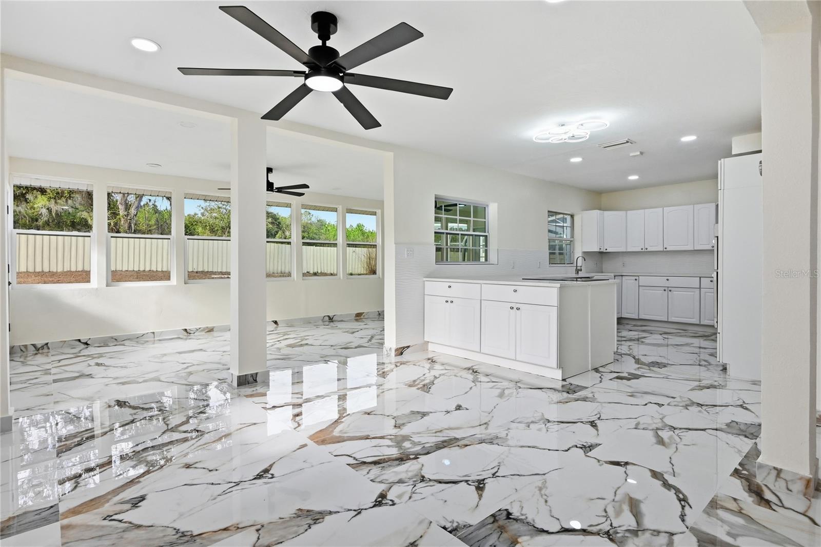 FAIRWAY VIEW SUB - Residential