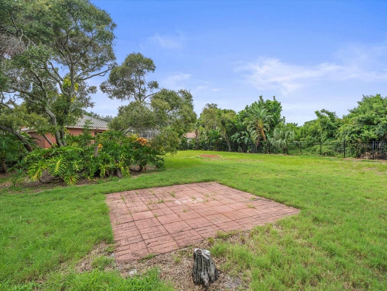 BAYOU CLUB ESTATES TR 4 - Residential