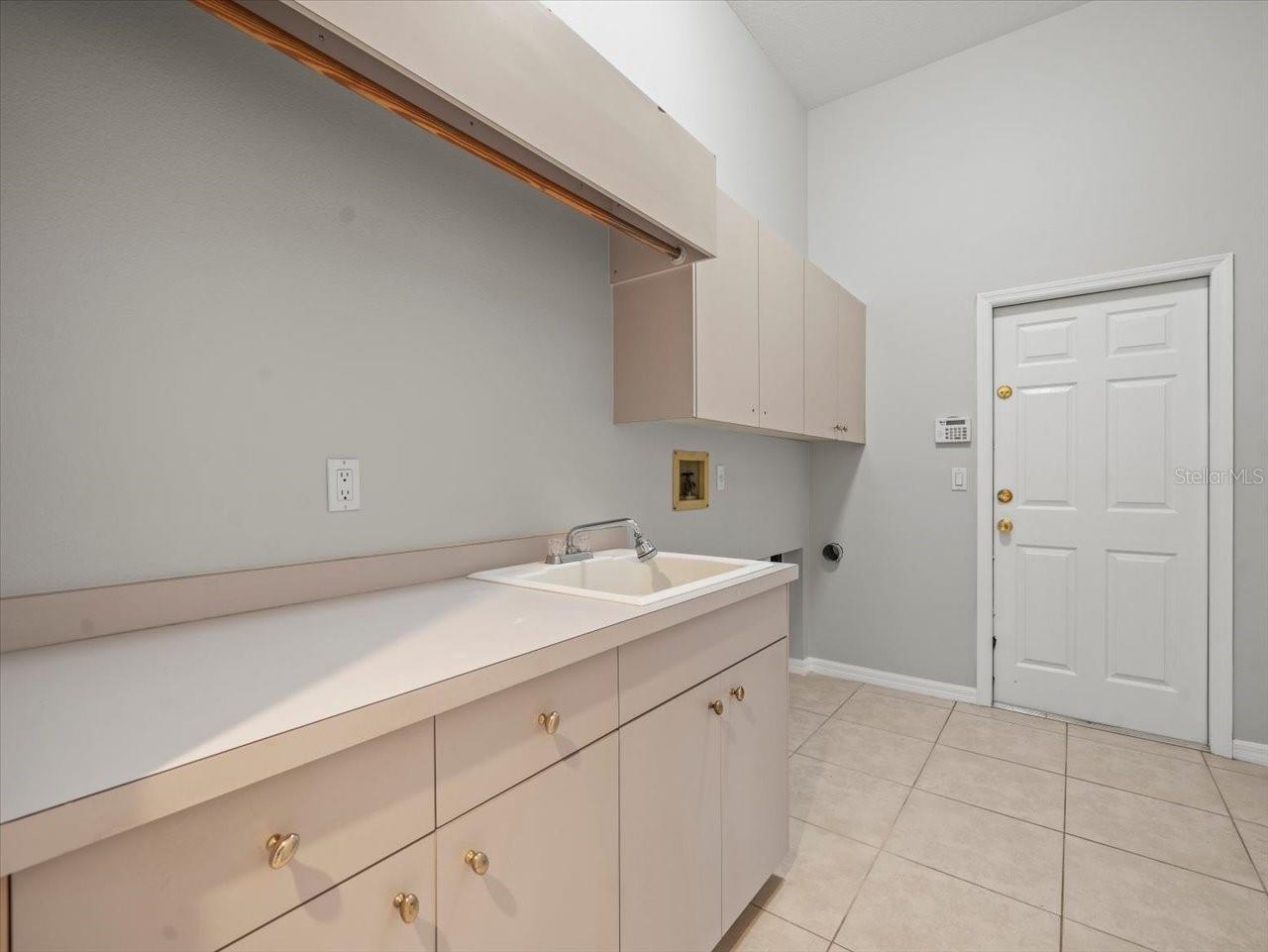 BAYOU CLUB ESTATES TR 4 - Residential