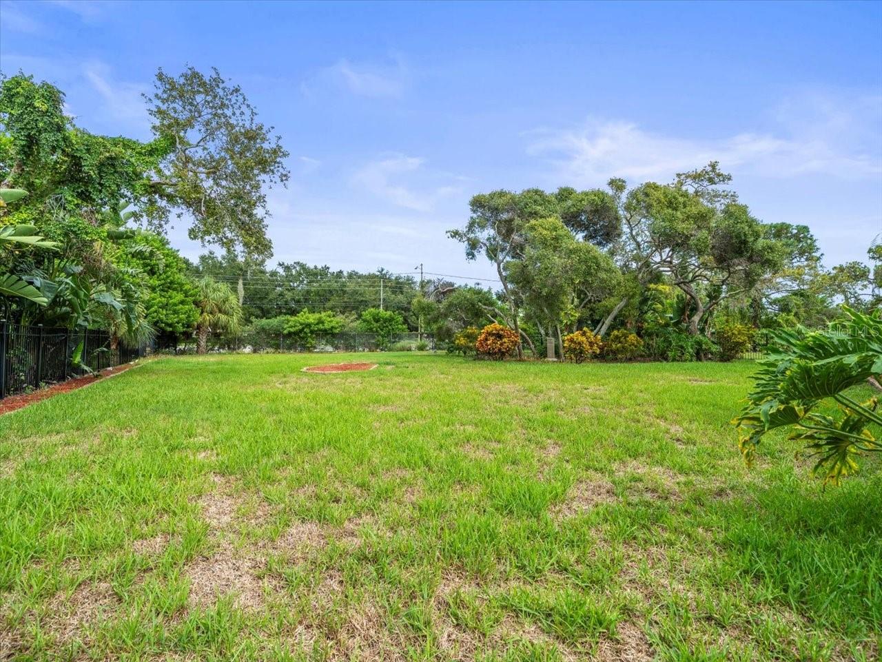 BAYOU CLUB ESTATES TR 4 - Residential