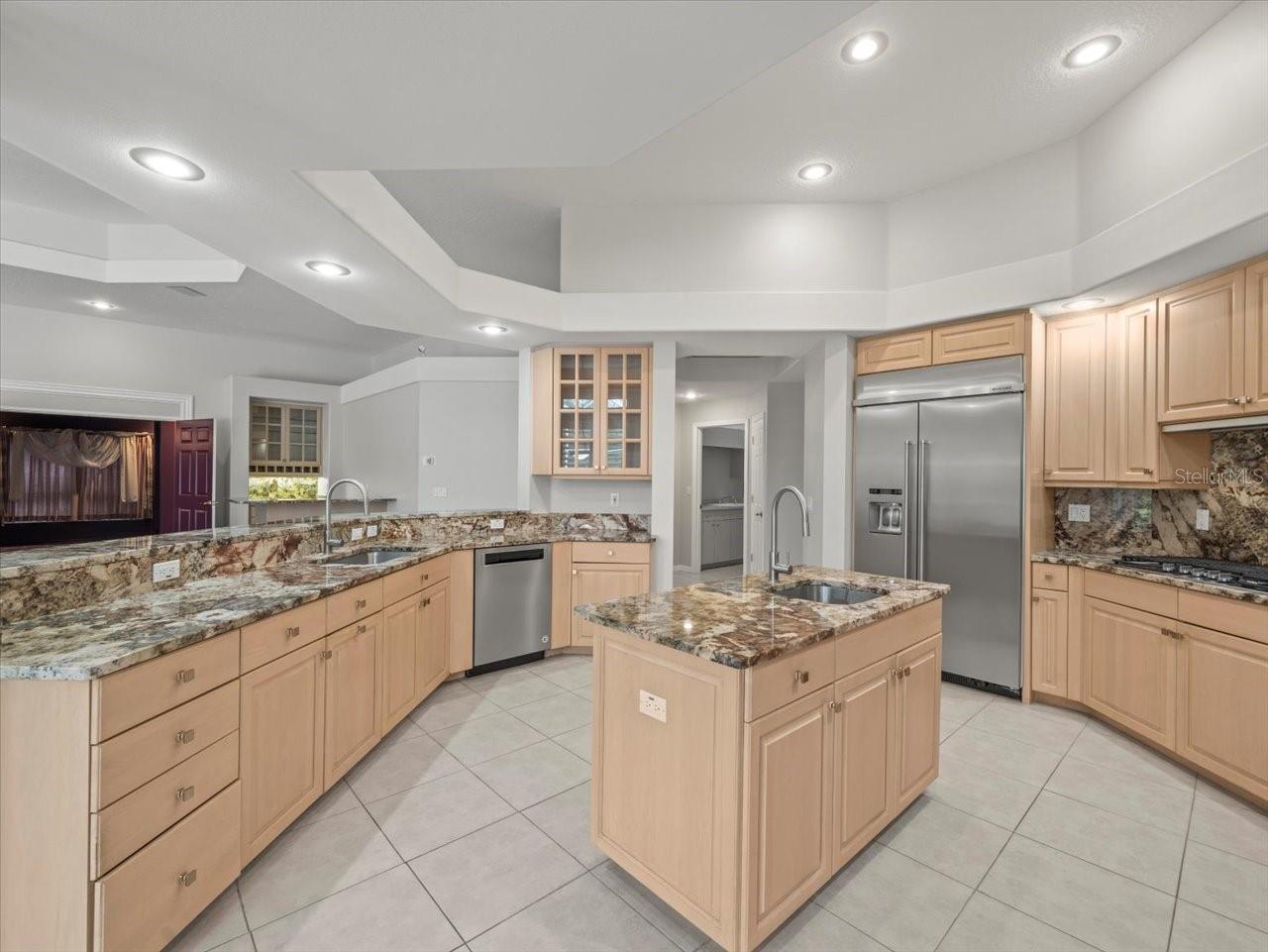 BAYOU CLUB ESTATES TR 4 - Residential