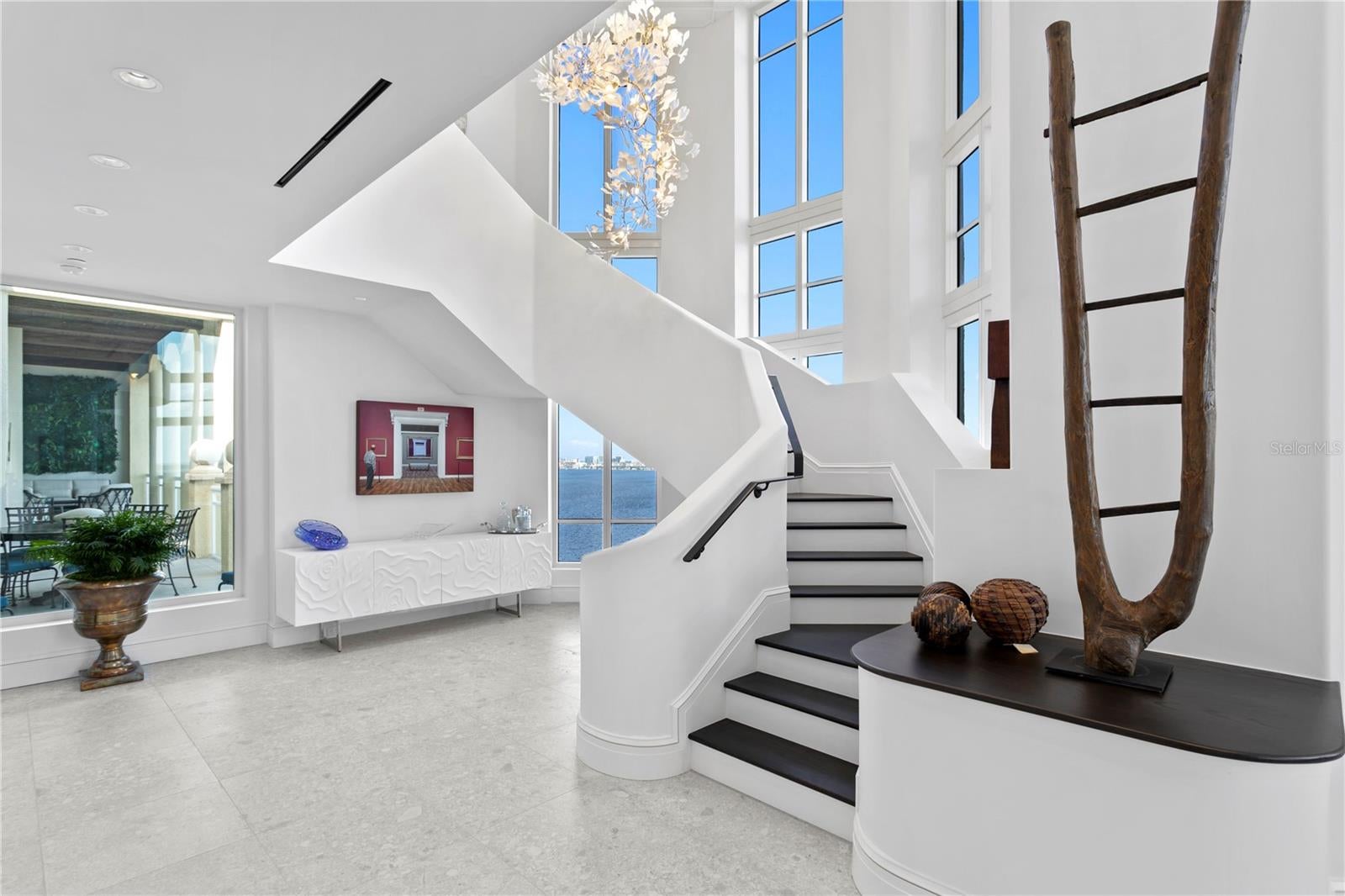4201 BAYSHORE BOULEVARD 2101