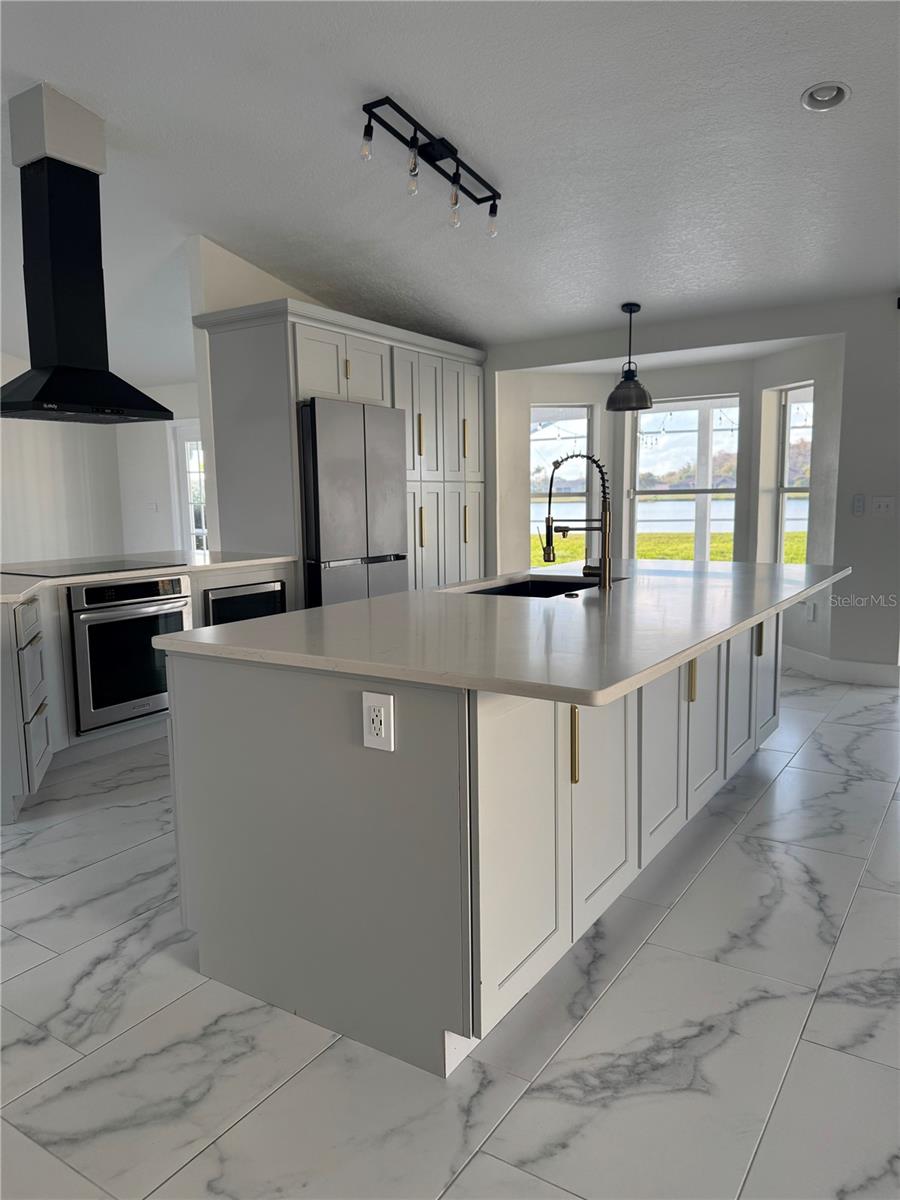 PEBBLE POINTE UNIT 2 - Residential