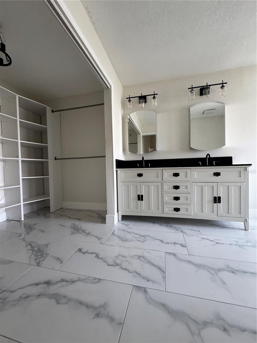 PEBBLE POINTE UNIT 2 - Residential