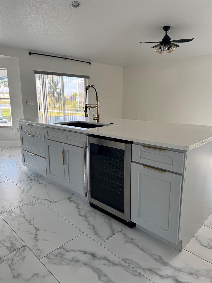 PEBBLE POINTE UNIT 2 - Residential