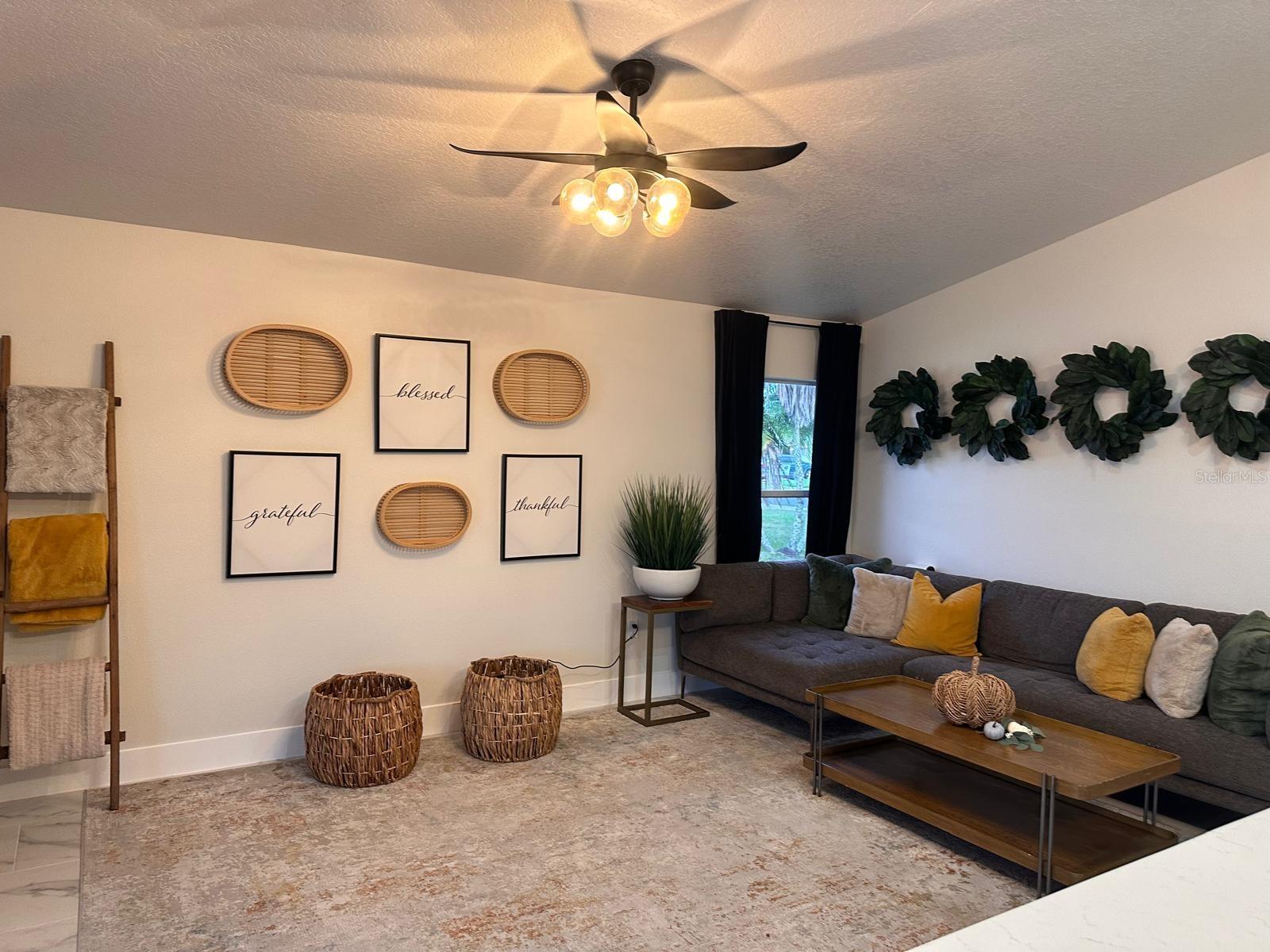 PEBBLE POINTE UNIT 2 - Residential