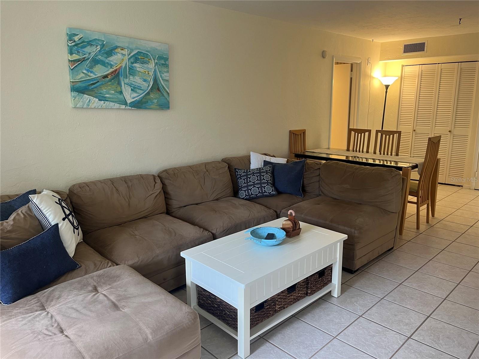 CARDINAL CONDO APTS - Residential Lease