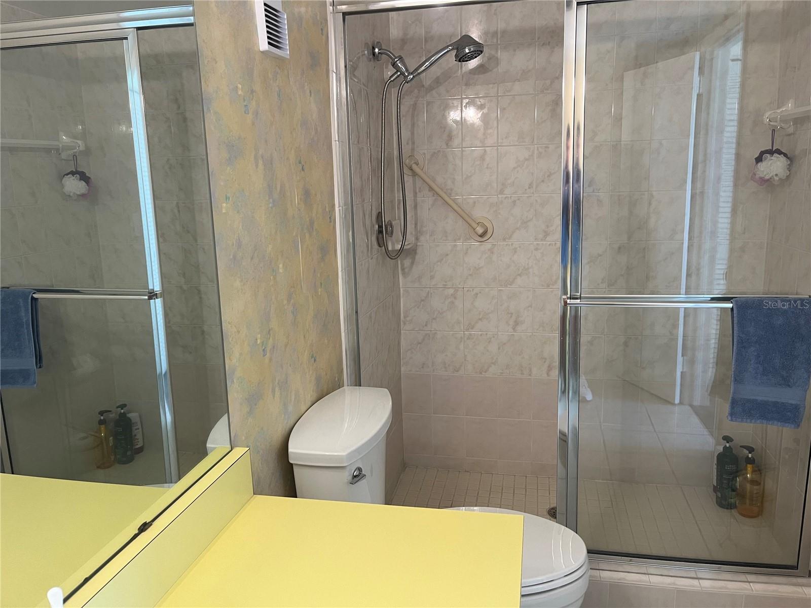 CARDINAL CONDO APTS - Residential Lease