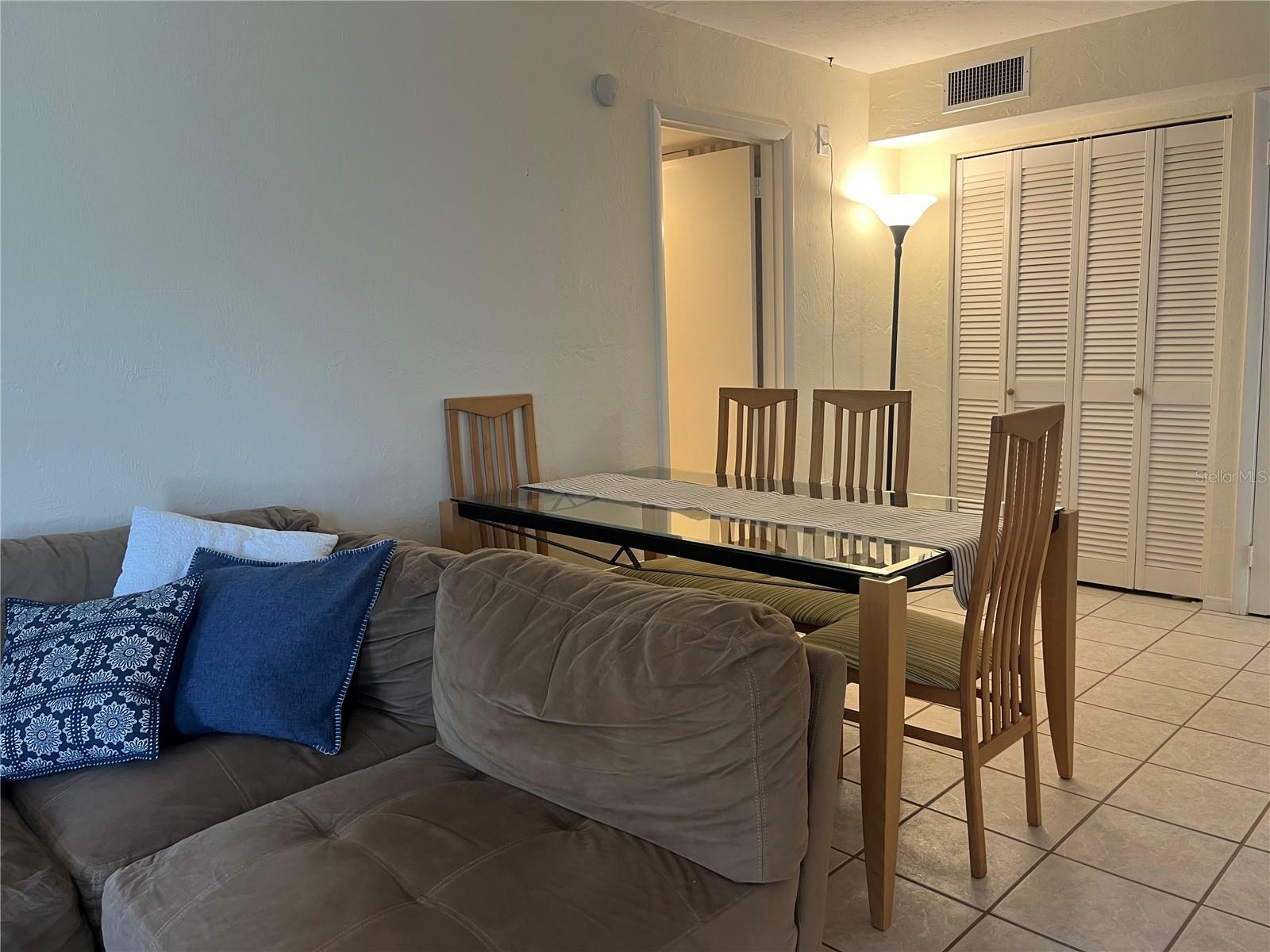 CARDINAL CONDO APTS - Residential Lease