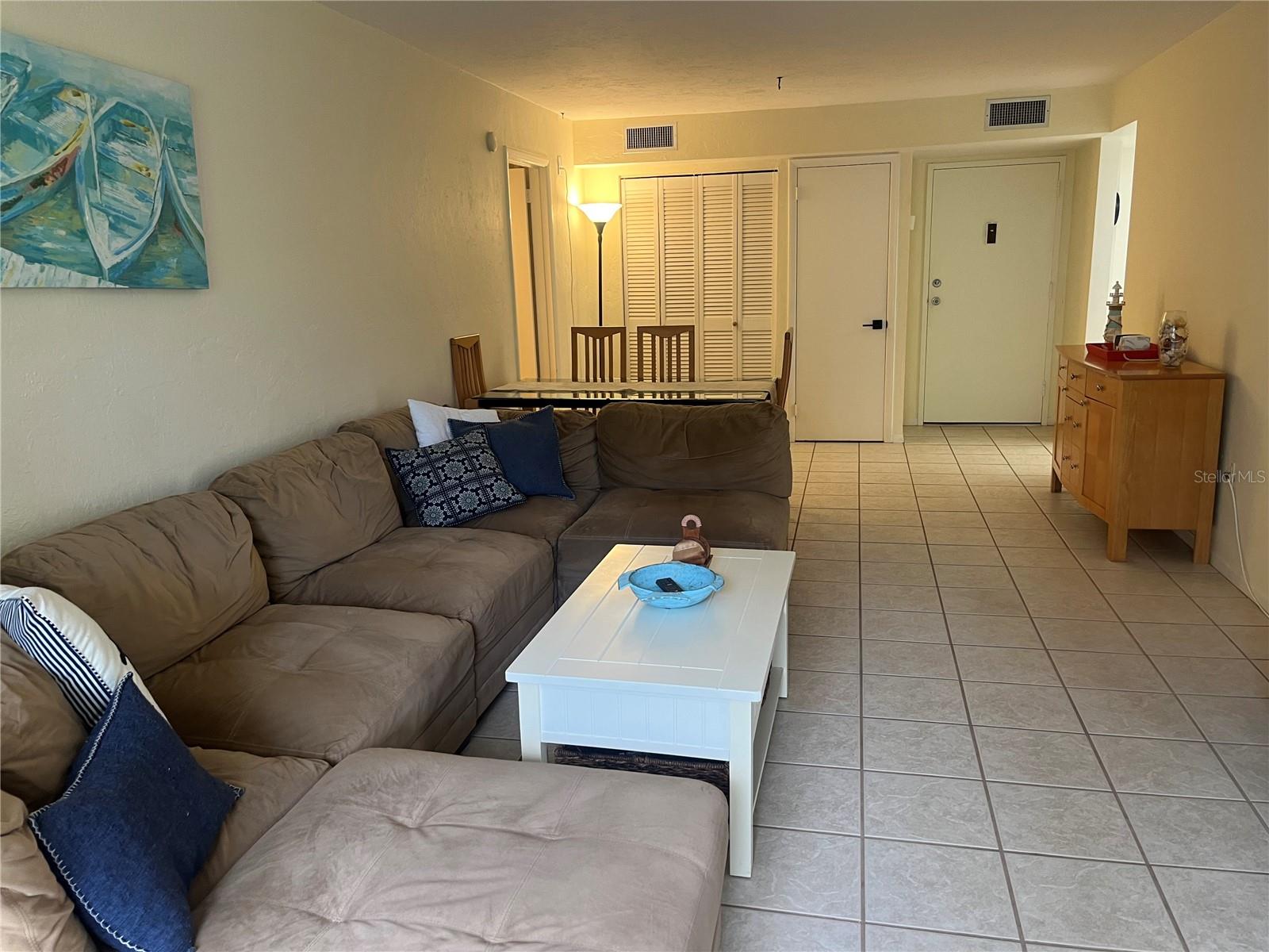 CARDINAL CONDO APTS - Residential Lease