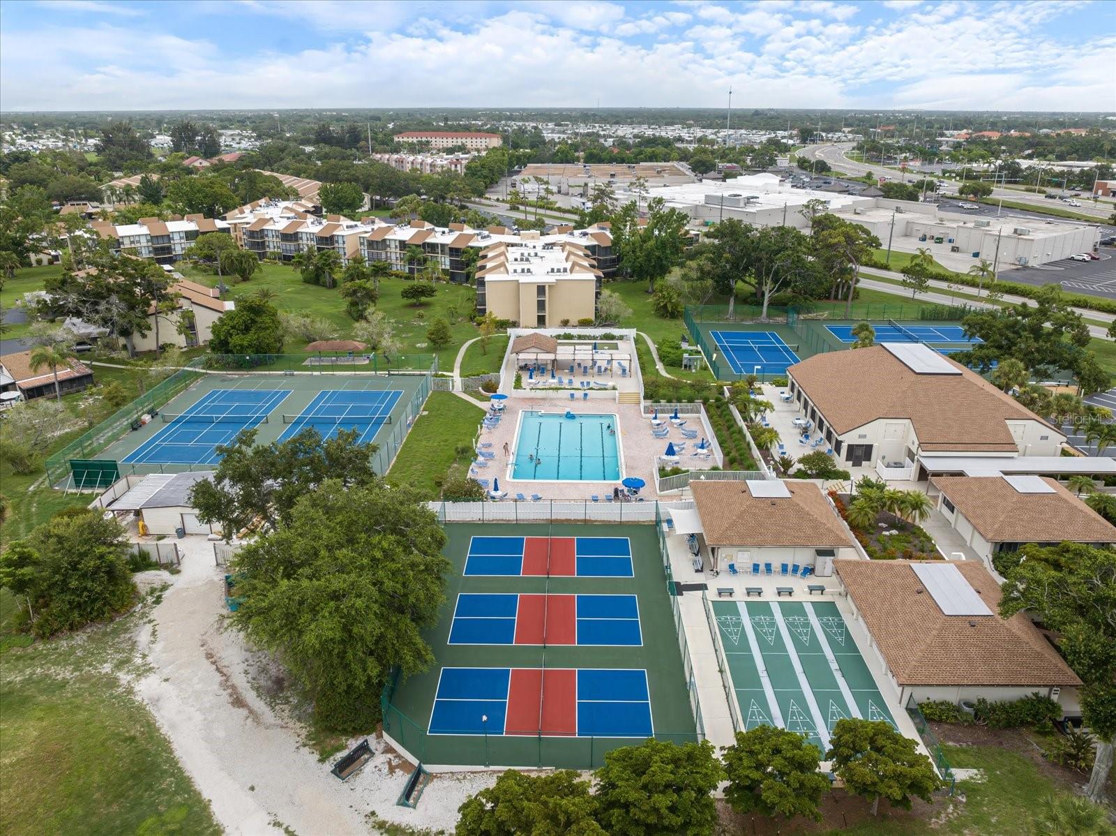 CARDINAL CONDO APTS - Residential Lease