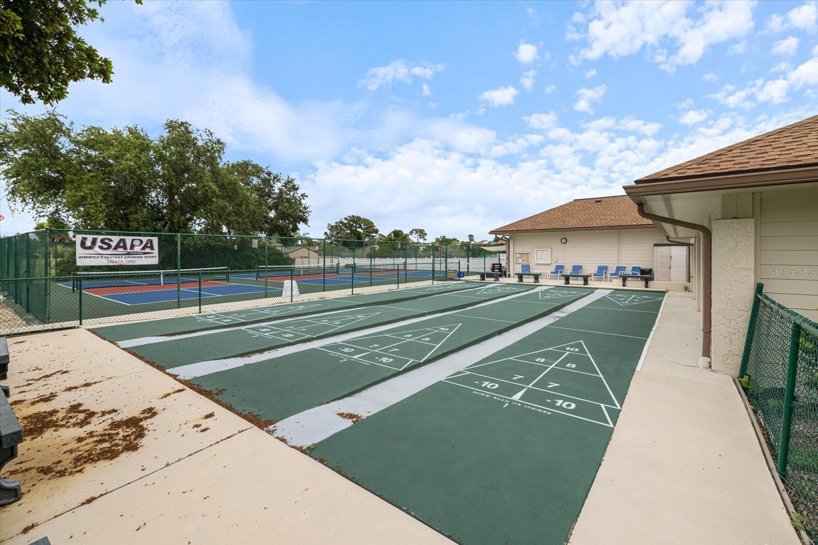 CARDINAL CONDO APTS - Residential Lease