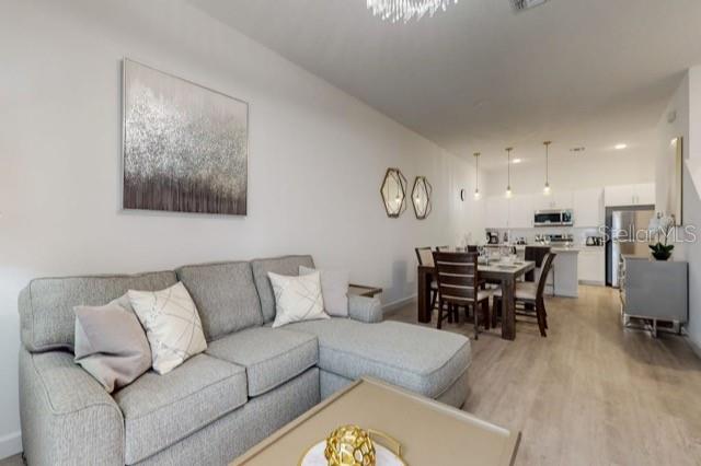 AZUR RESIDENCE - Residential