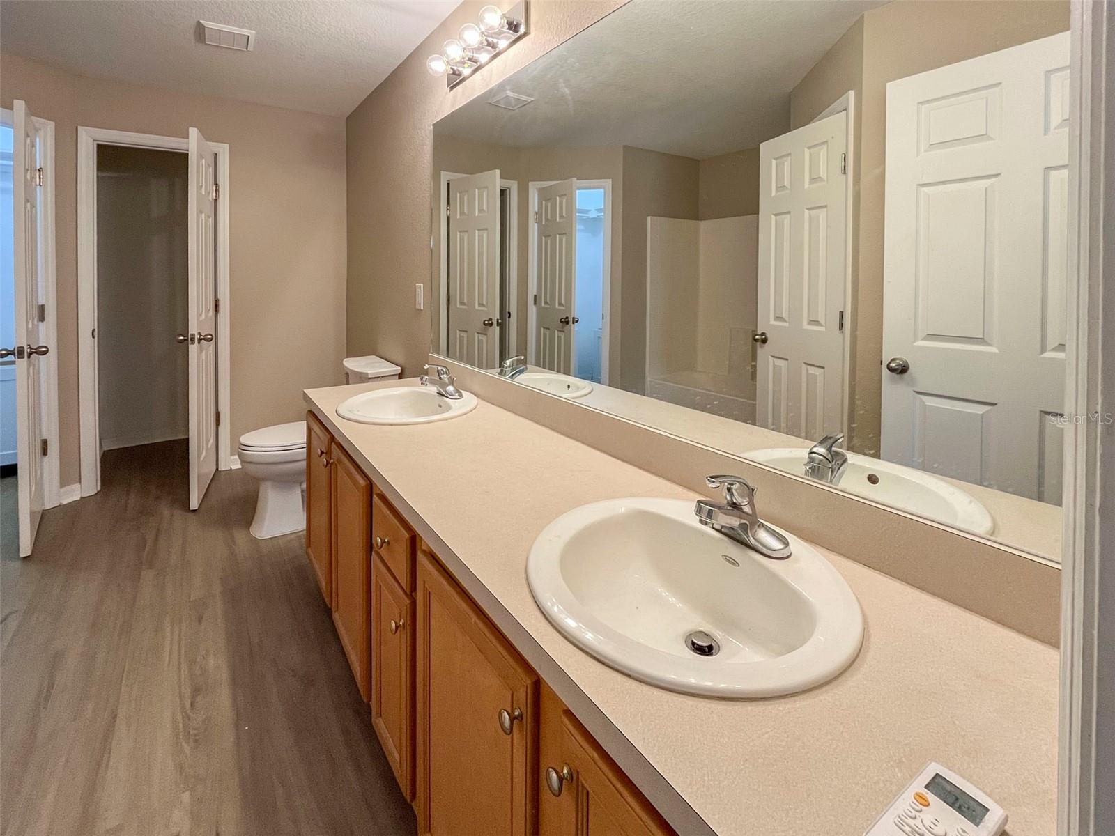 PORT CHARLOTTE SUB 32 - Residential Lease