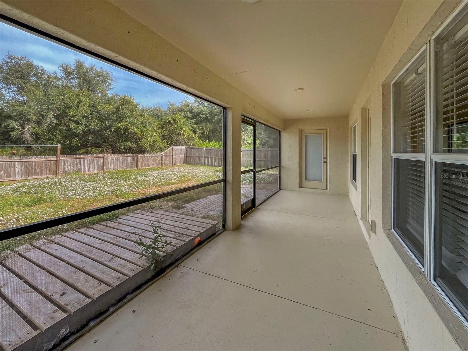 PORT CHARLOTTE SUB 32 - Residential Lease