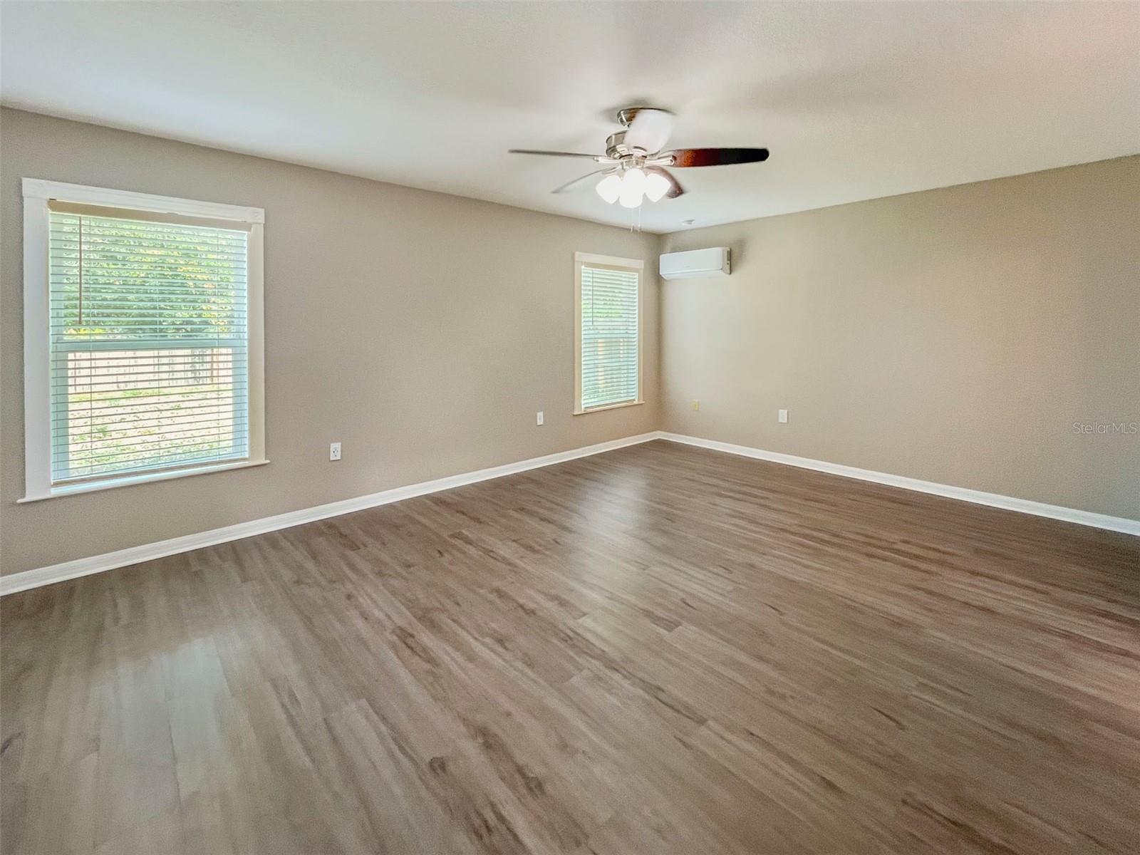 PORT CHARLOTTE SUB 32 - Residential Lease