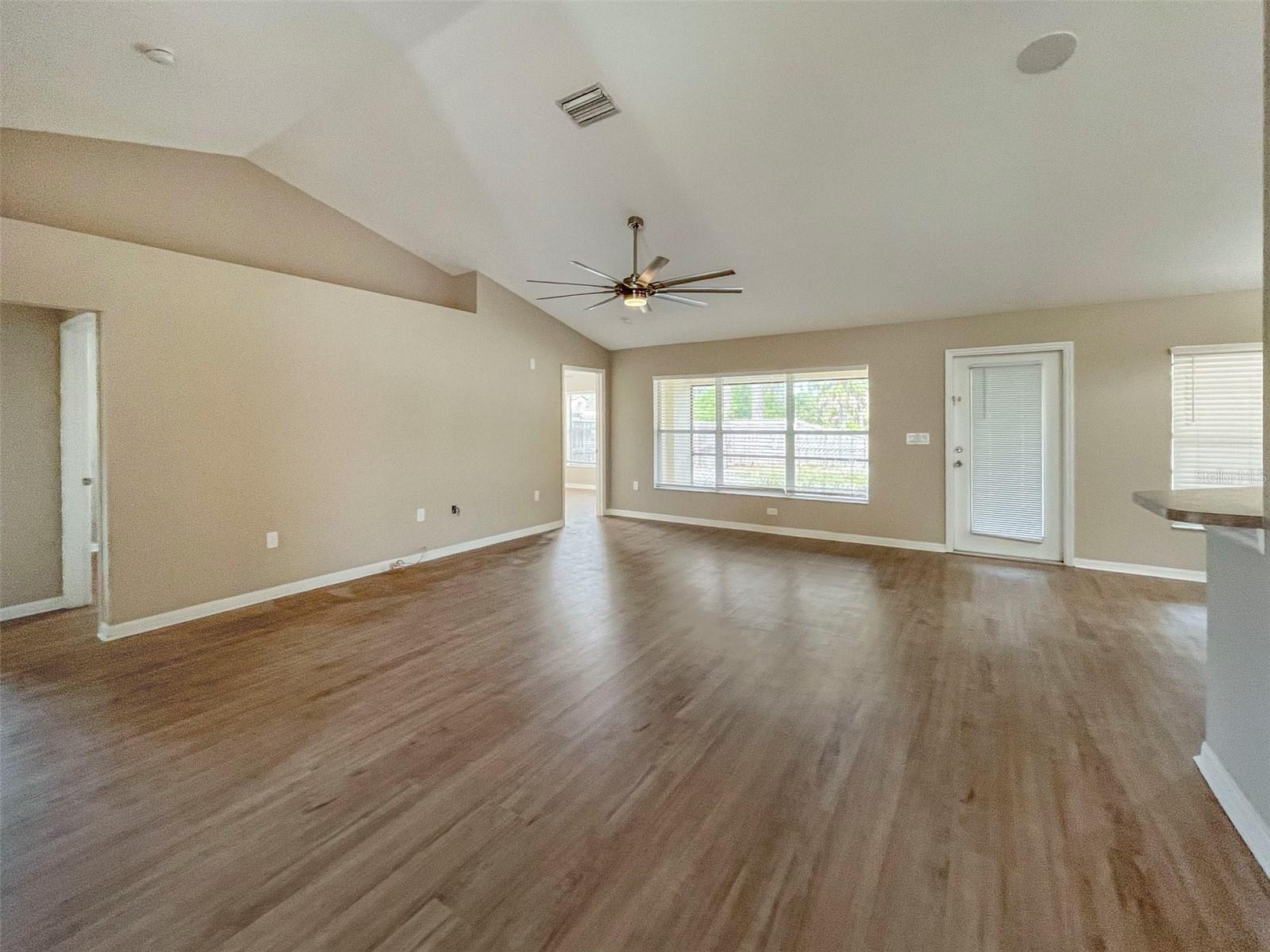 PORT CHARLOTTE SUB 32 - Residential Lease