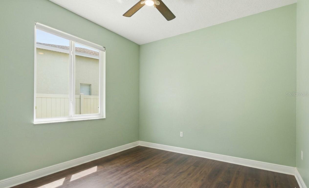 PIPERS MEADOW - Residential