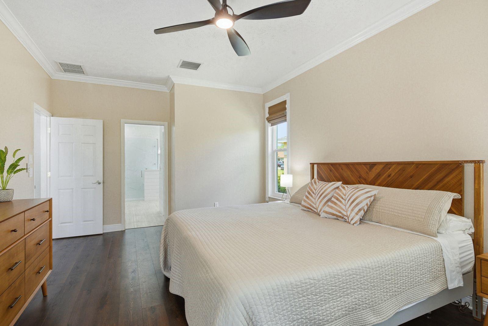 PIPERS MEADOW - Residential