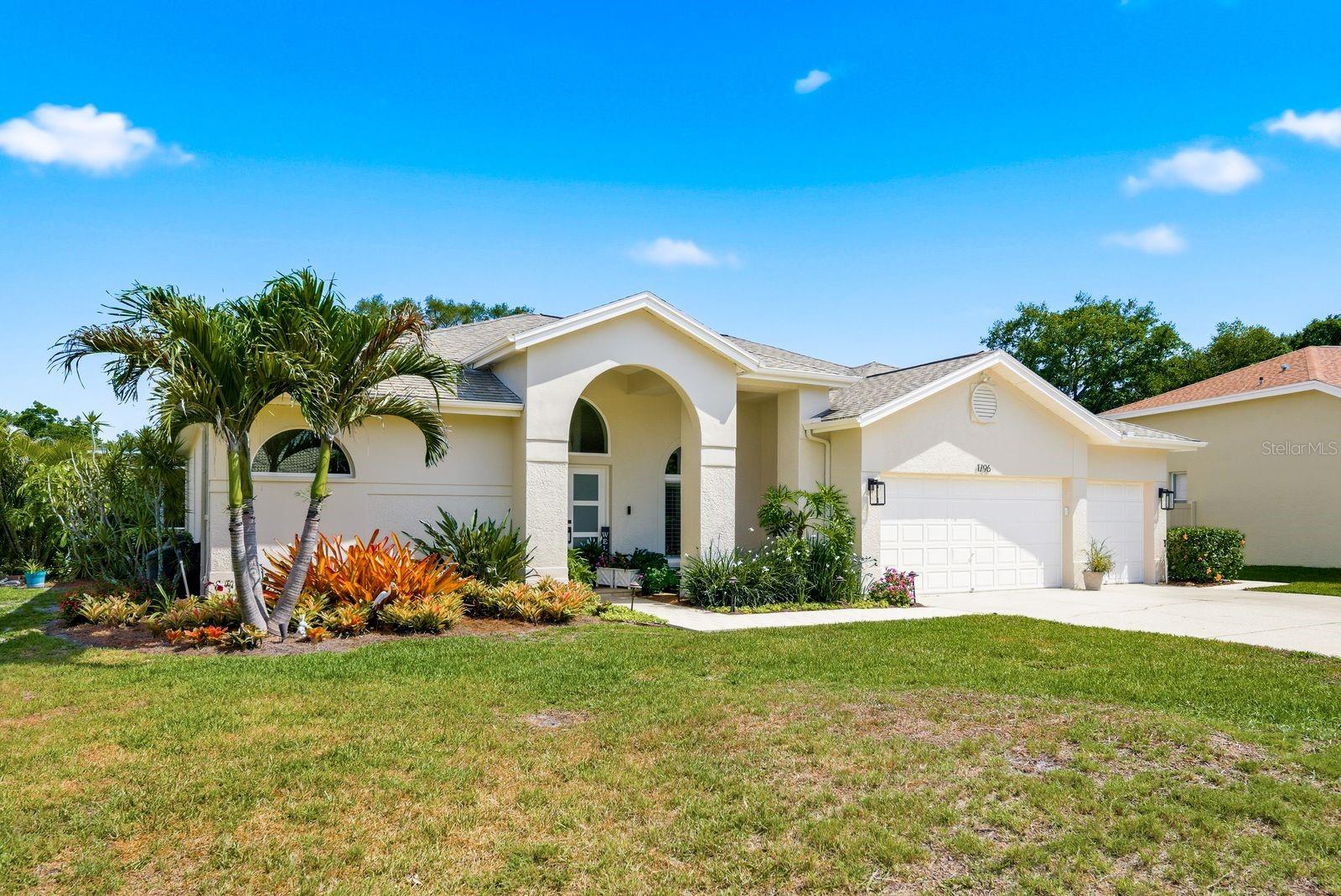 PIPERS MEADOW - Residential