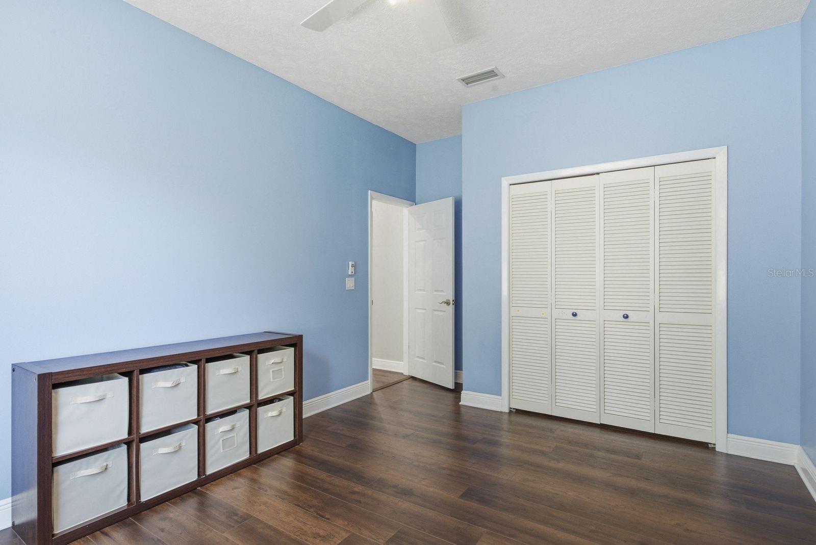 PIPERS MEADOW - Residential
