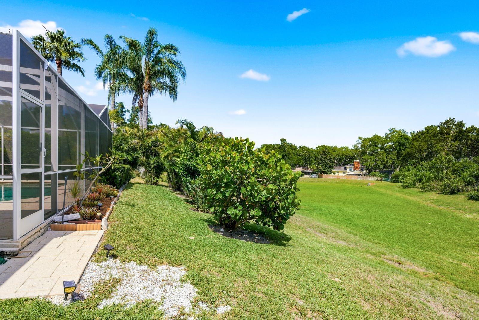 PIPERS MEADOW - Residential
