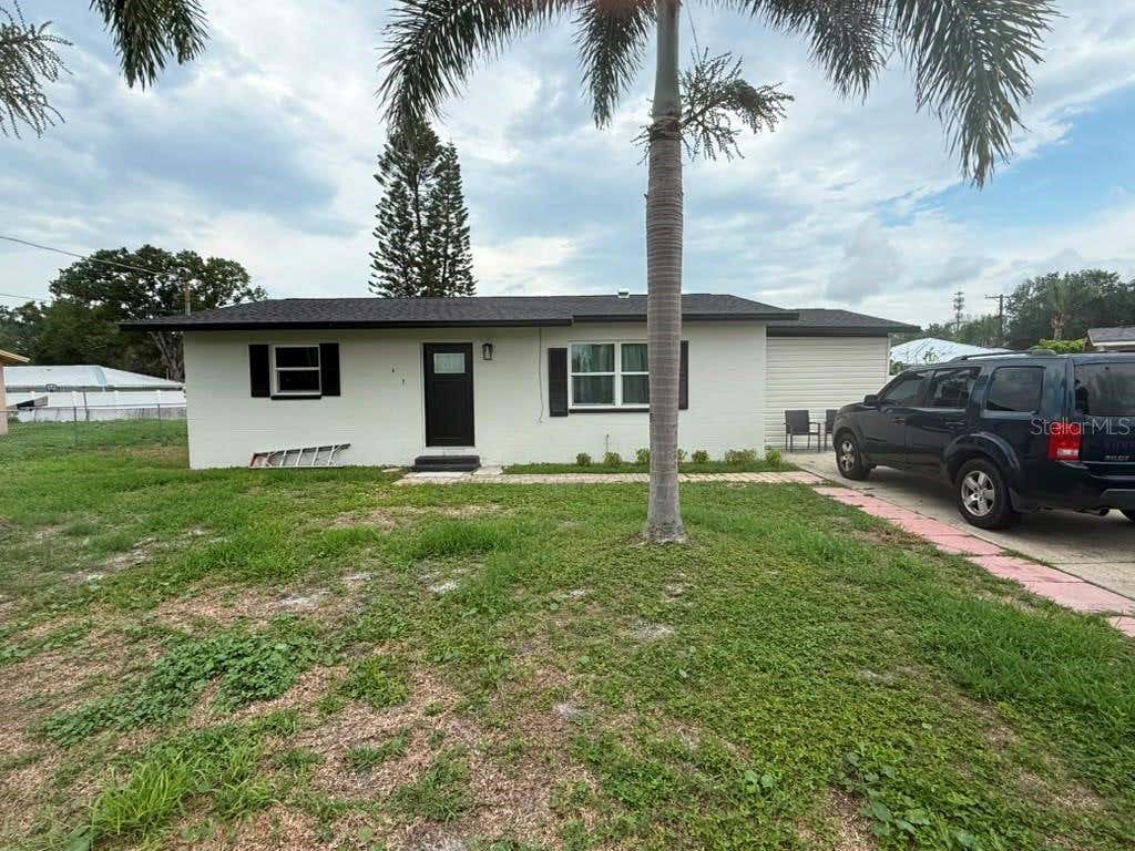 Photo of 1402 4th Avenue NE, Ruskin, FL 33570 (MLS # A4701783)