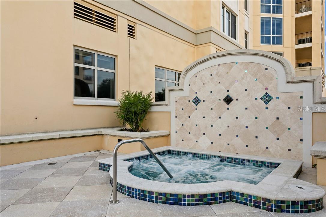 PARKSHORE PLAZA CONDO - Residential Lease