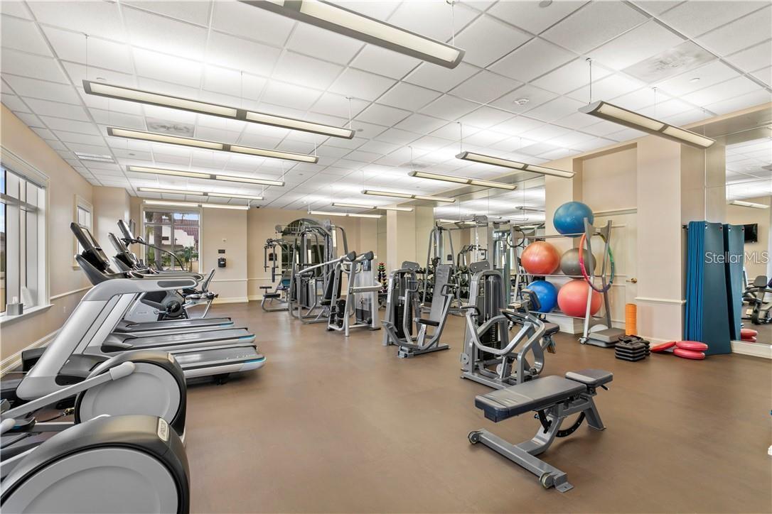 PARKSHORE PLAZA CONDO - Residential Lease