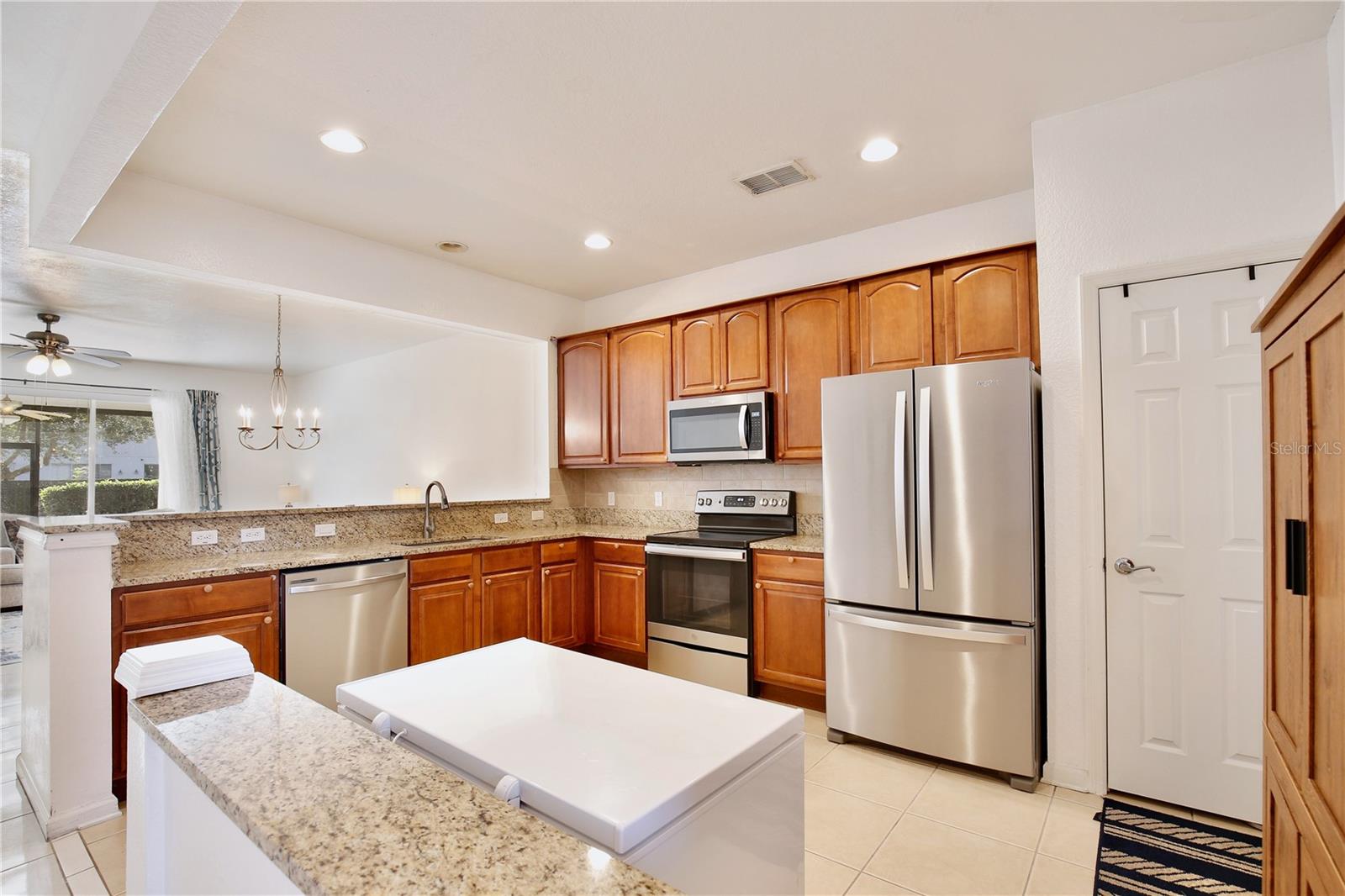 SPRING ISLE - Residential