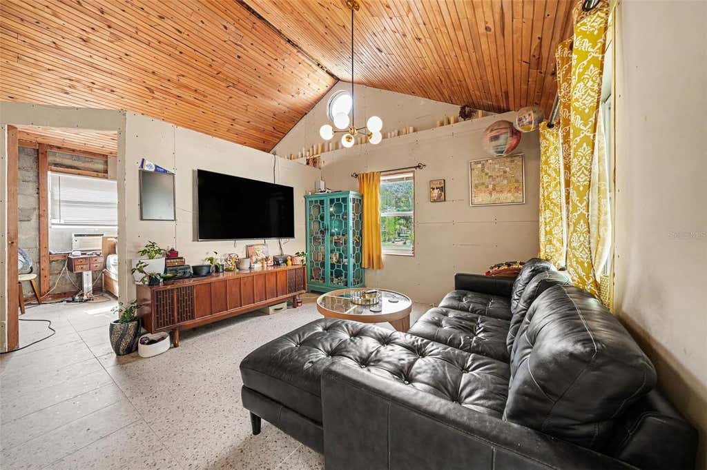 Photo of 920 Patrick Street, Kissimmee, FL 34741 (MLS # O6434775)