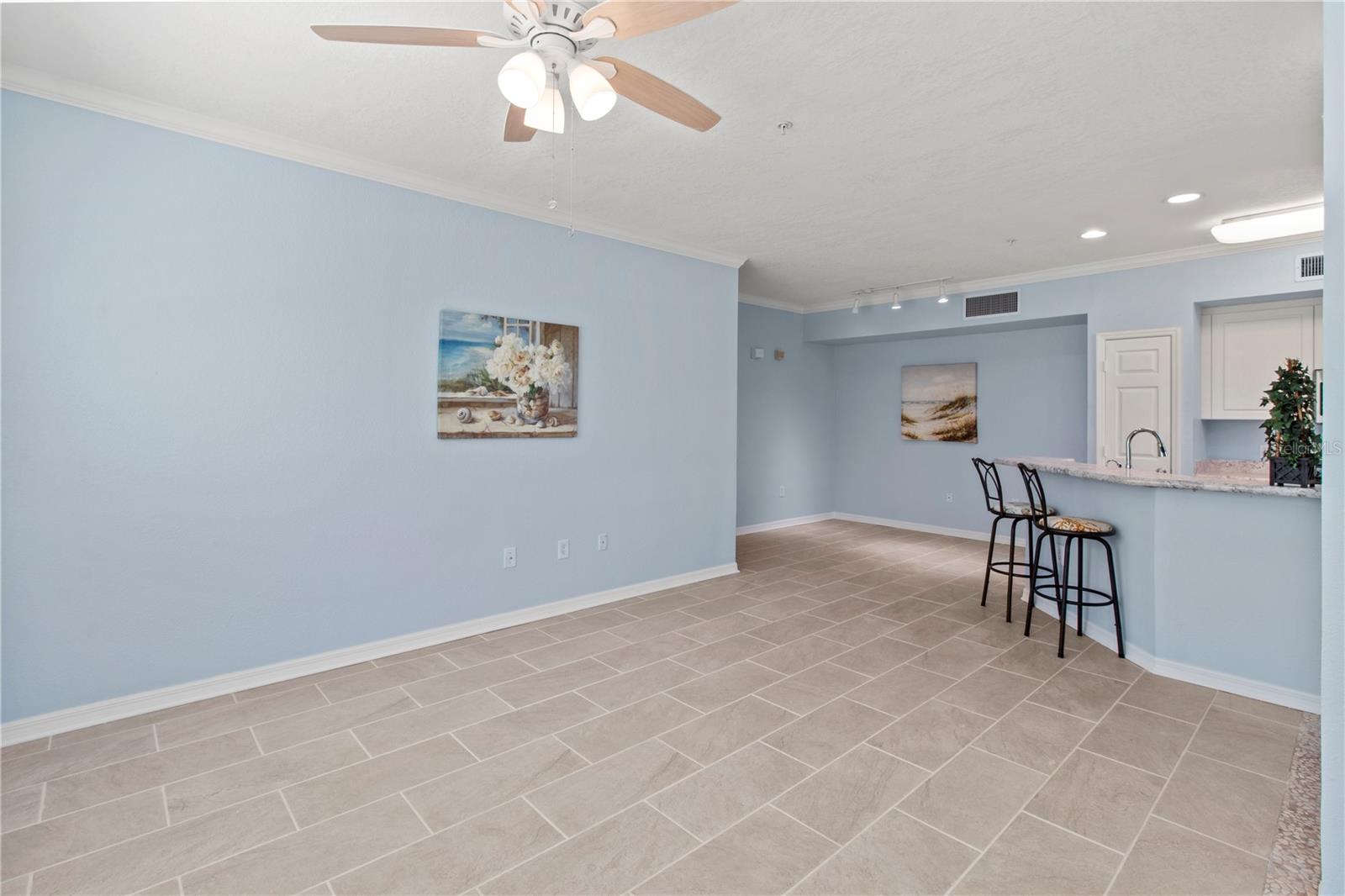 5560 ROSEHILL ROAD 103