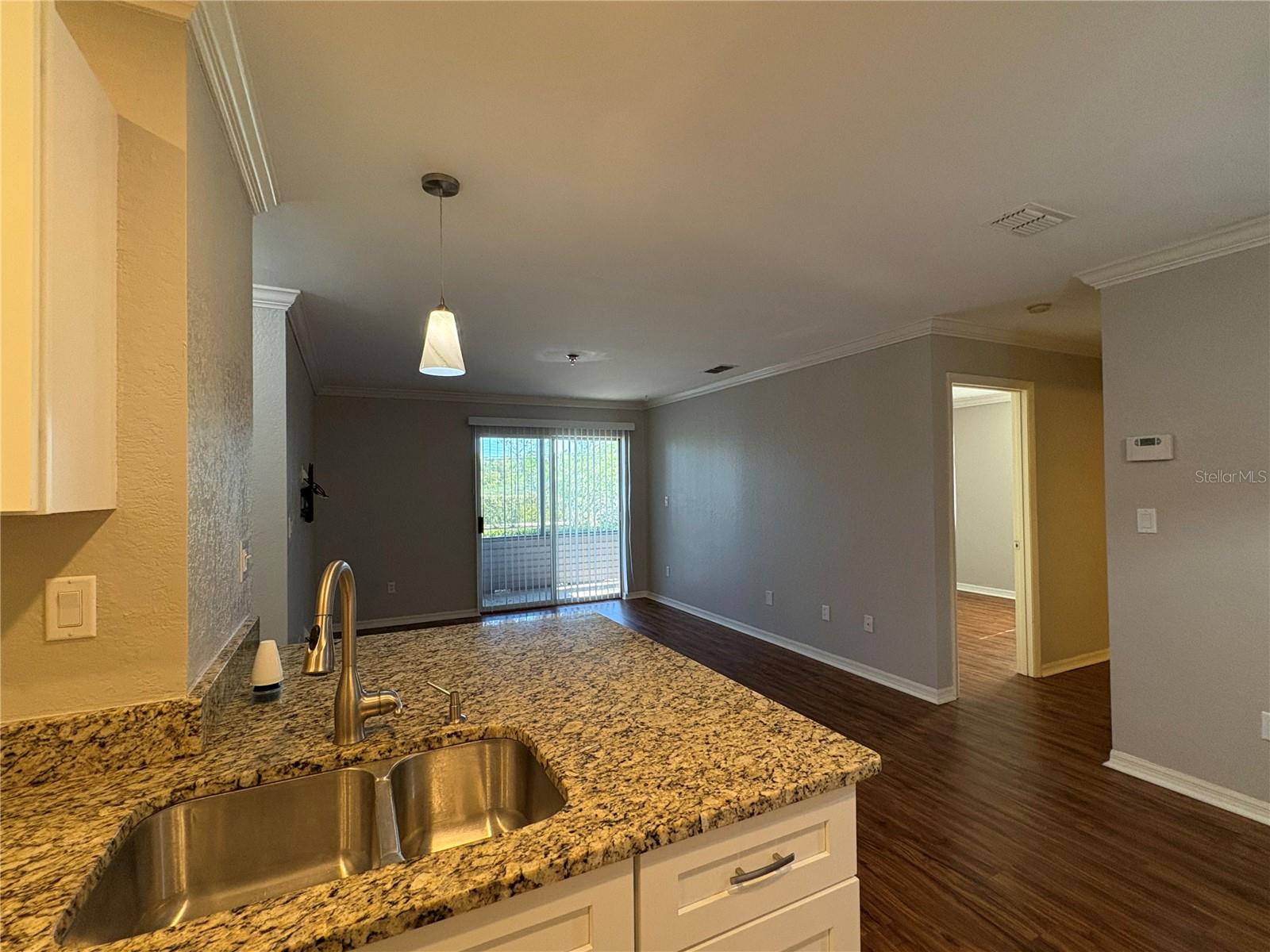 ITOPIA PRIVATE RESIDENCES CONDO - Residential Lease