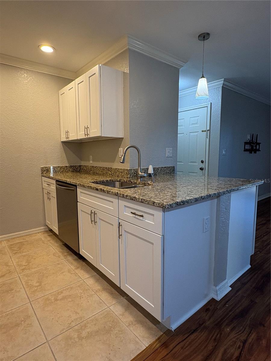 ITOPIA PRIVATE RESIDENCES CONDO - Residential Lease