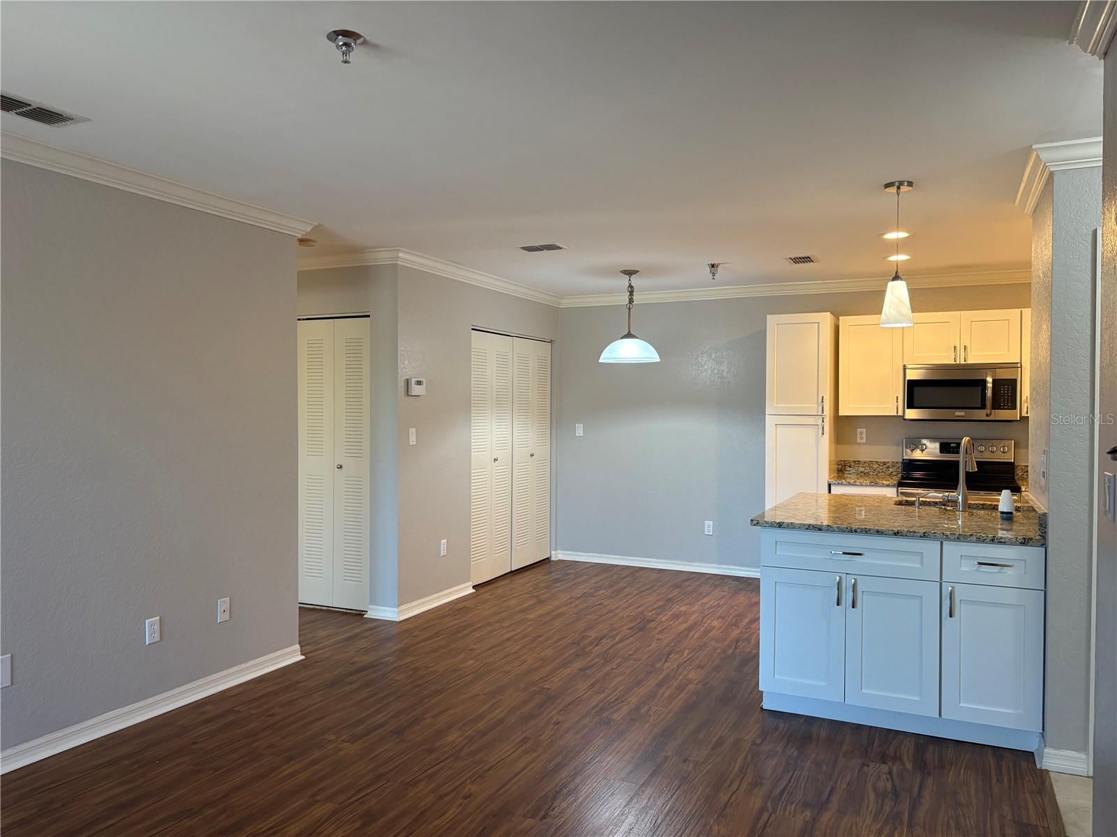 ITOPIA PRIVATE RESIDENCES CONDO - Residential Lease